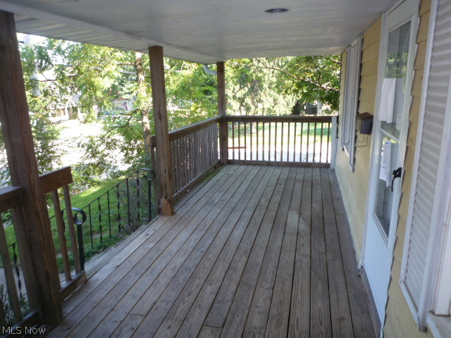 605 Garry Road Akron, OH 44305 - Photo 8 of 12