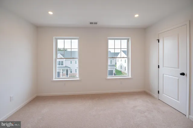 $2,250 | 560 Long Street, Unit 1, Emmaus, PA 18049