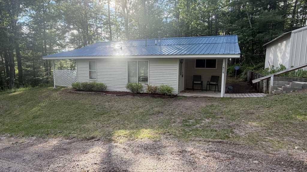 14054 Pointe Road Atlanta, MI 49709 - Photo 5 of 26
