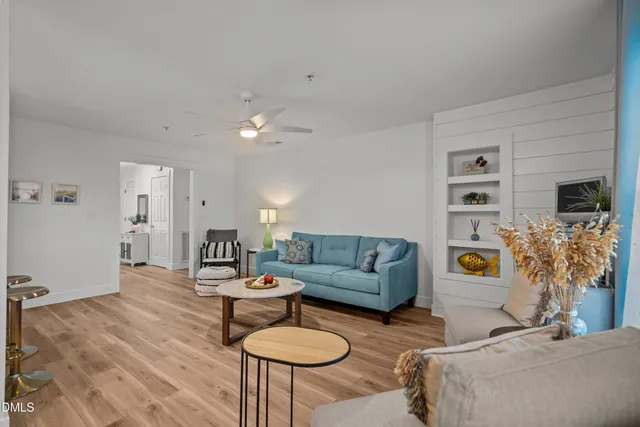 $300,000 | 805 March Court, Unit B, Wilmington, NC 28405