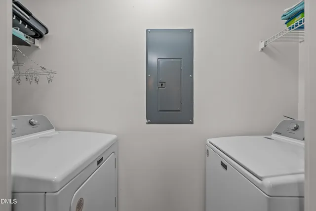 $300,000 | 805 March Court, Unit B, Wilmington, NC 28405