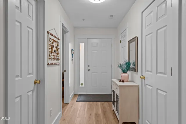 $300,000 | 805 March Court, Unit B, Wilmington, NC 28405