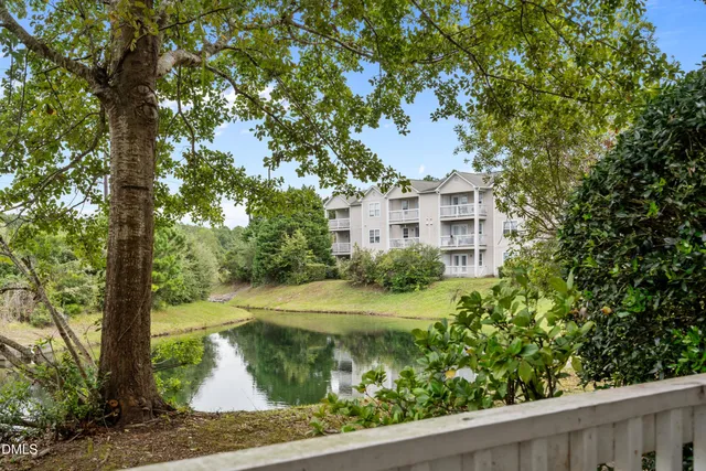 $300,000 | 805 March Court, Unit B, Wilmington, NC 28405