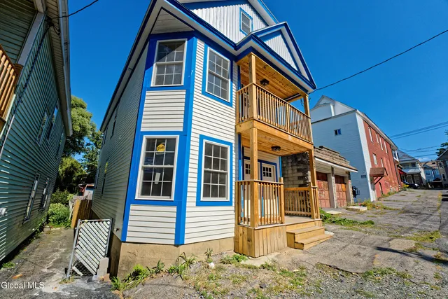 $435,000 | 633 Lang Street, Schenectady, NY 12308