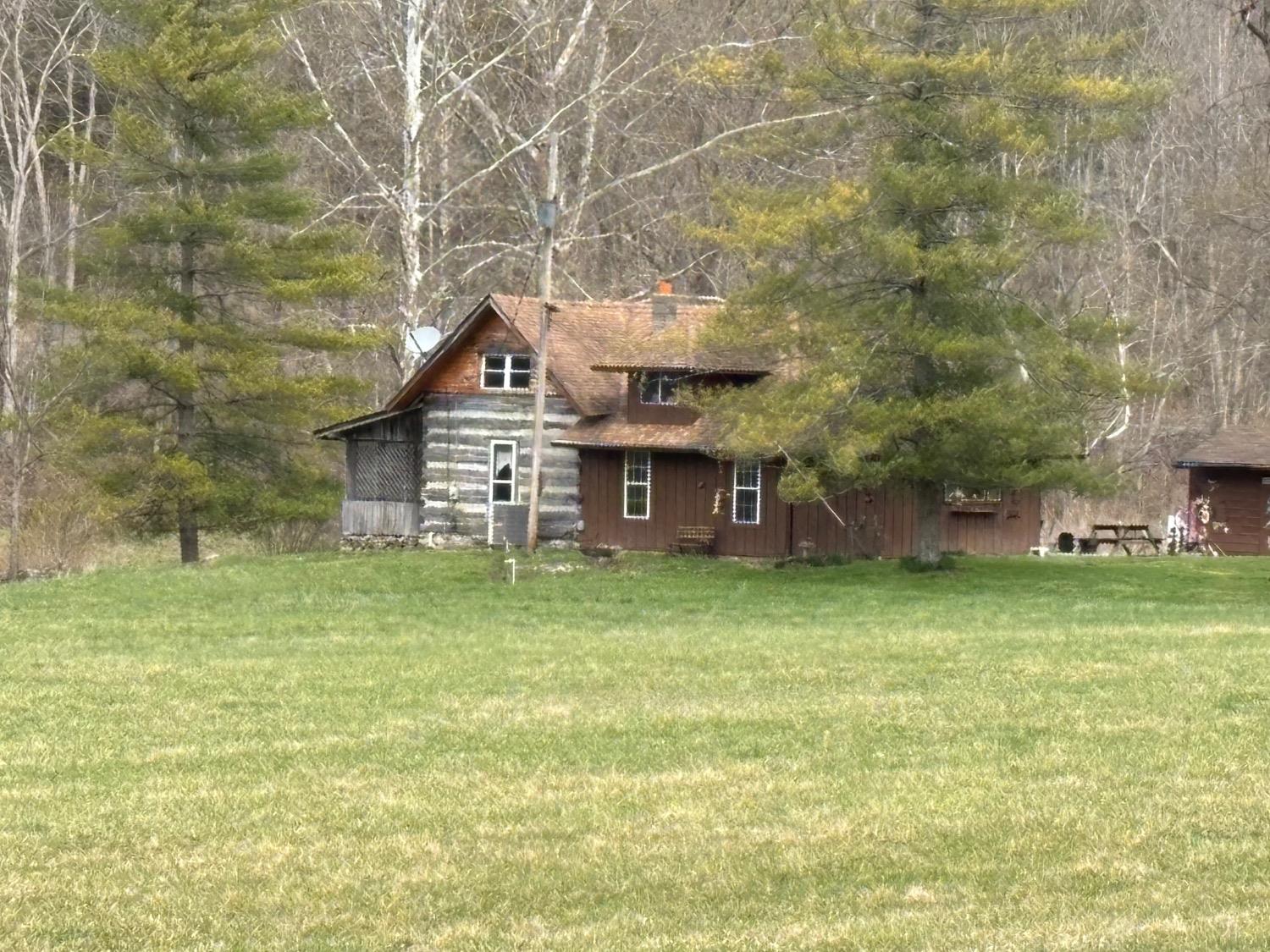 6033 Siemon Road Brookville, IN 47012 - Photo 2 of 39