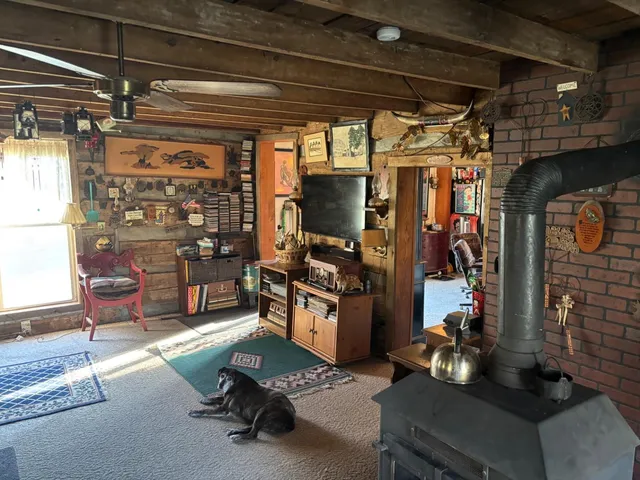 $699,900 | 6033 Siemon Road, Brookville, IN 47012