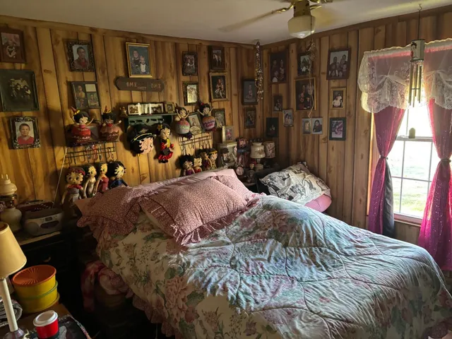 $699,900 | 6033 Siemon Road, Brookville, IN 47012