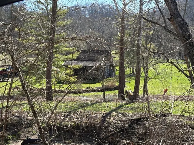 $699,900 | 6033 Siemon Road, Brookville, IN 47012