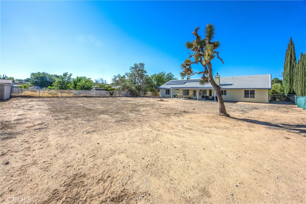 16403 El Centro Road Hesperia, CA 92345 - Photo 40 of 51