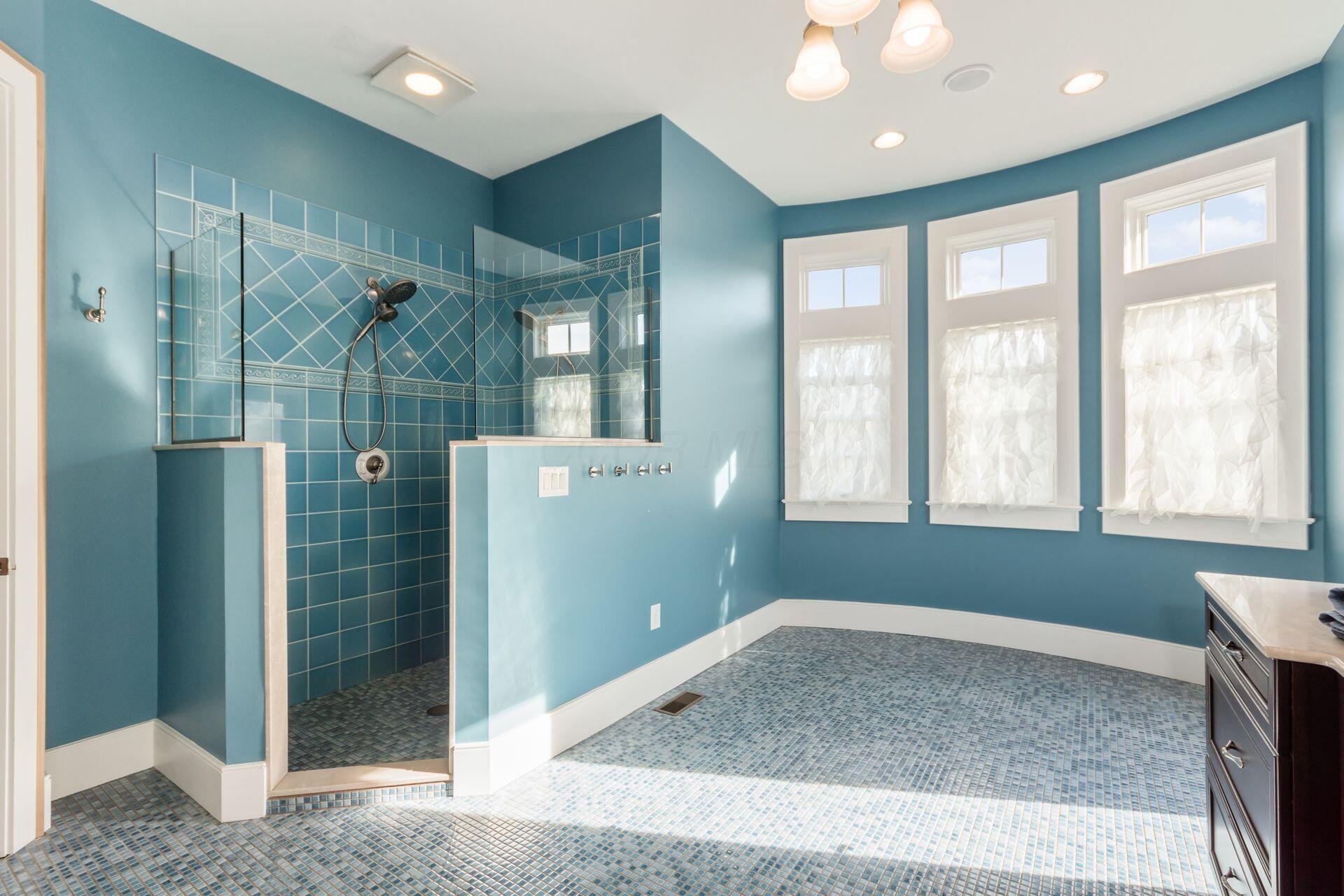 16187 Kreashbaum Road Rockbridge, OH 43149 - Photo 26 of 66 Large bath with zero entry shower.