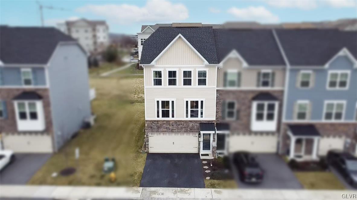 2340 Raya Way Easton, PA 18045 - Photo 1 of 39 Gallery Image 1