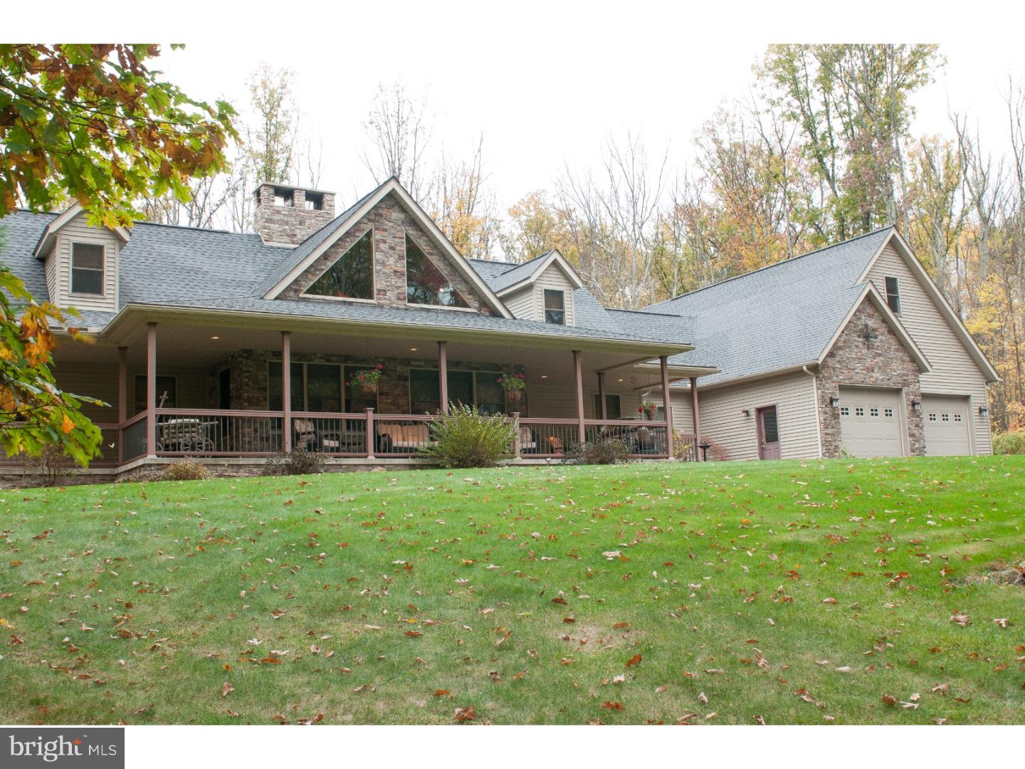 684 Arrow Road New Ringgold, PA 17960 - Photo 2 of 25 Gallery Image 2