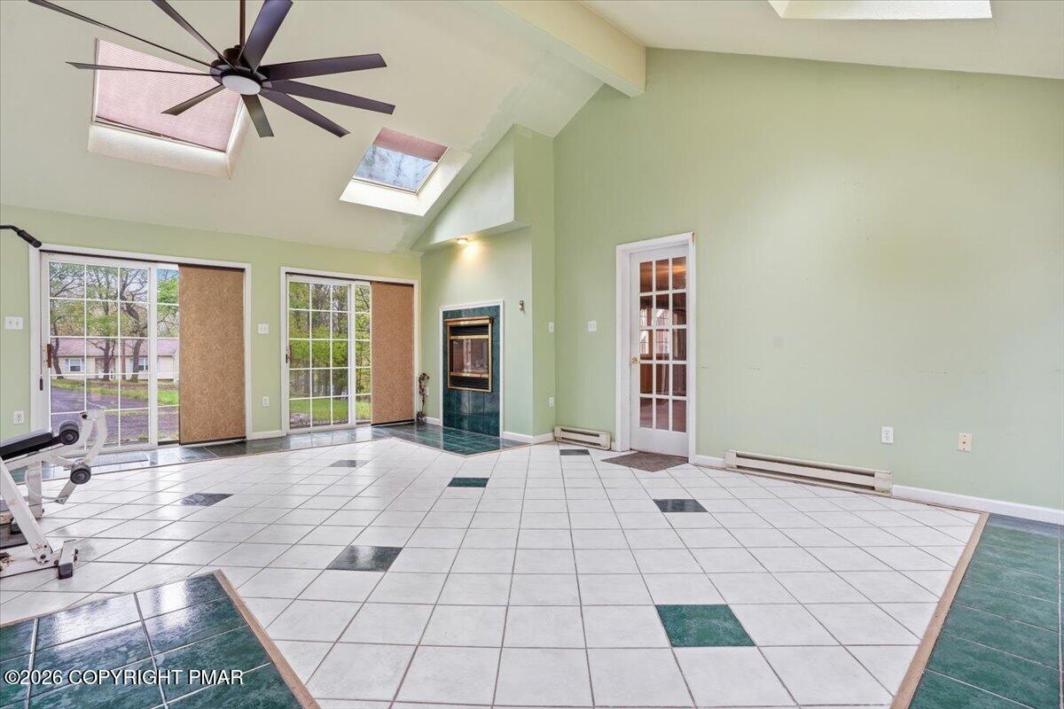 349 Bumble Bee Pass Cresco, PA 18326 - Photo 17 of 31 Flex room