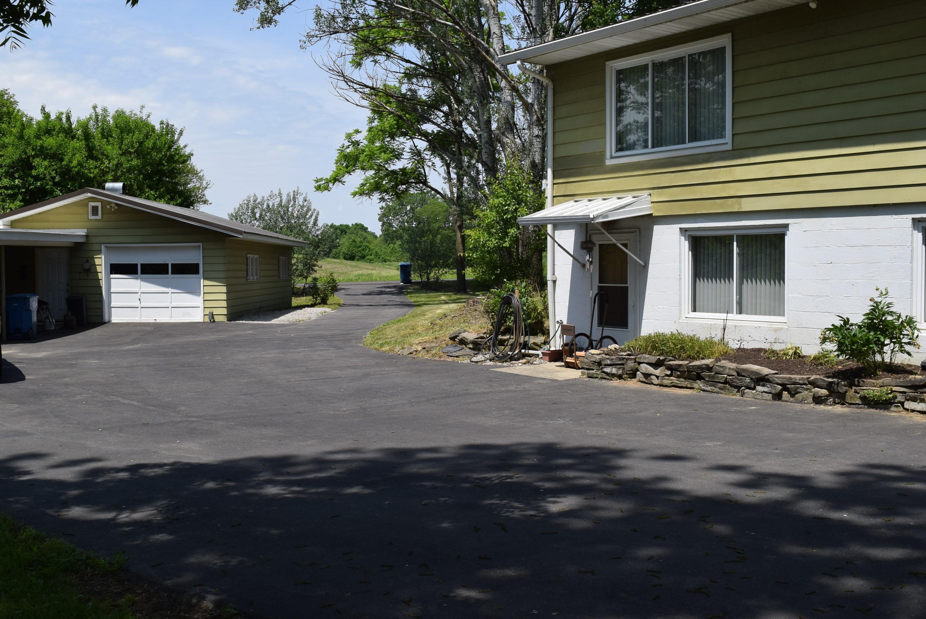 2859 State Rte 37 West Delaware, OH 43015 - Photo 6 of 51