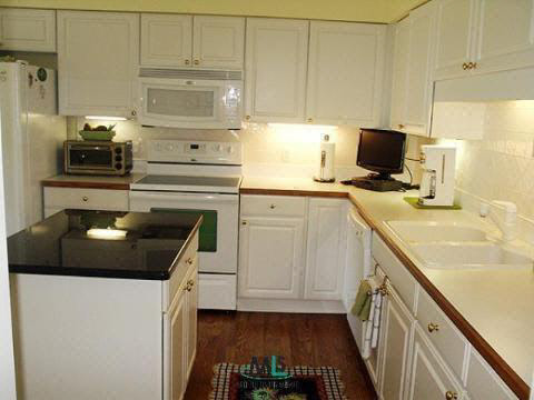 844 Garnet Court Rochester, MI 48306 - Photo 5 of 12 730479-4.JPG