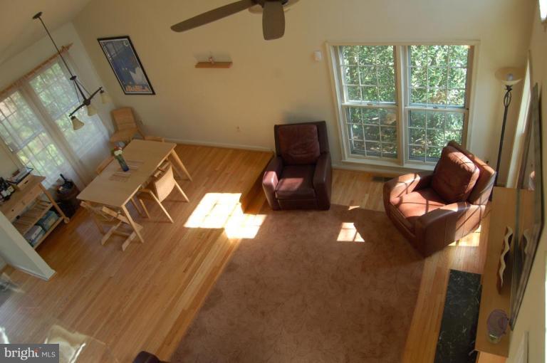8186 Cliffview Avenue Springfield, VA 22153 - Photo 22 of 23 Family Room