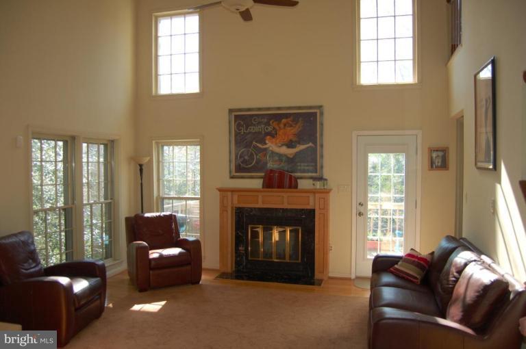 8186 Cliffview Avenue Springfield, VA 22153 - Photo 23 of 23 Family Room #2