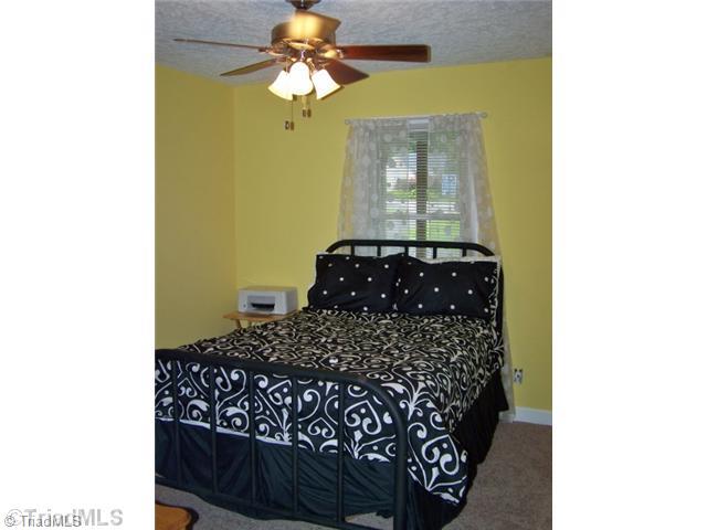 389 Cornatzer Road Mocksville, NC 27028 - Photo 11 of 13 2nd Bedroom.