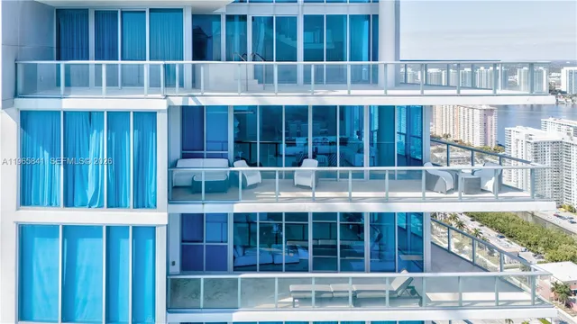 $24,500 | 17001 Collins Avenue, Unit 4608, Sunny Isles Beach, FL 33160