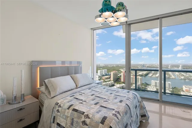 $24,500 | 17001 Collins Avenue, Unit 4608, Sunny Isles Beach, FL 33160