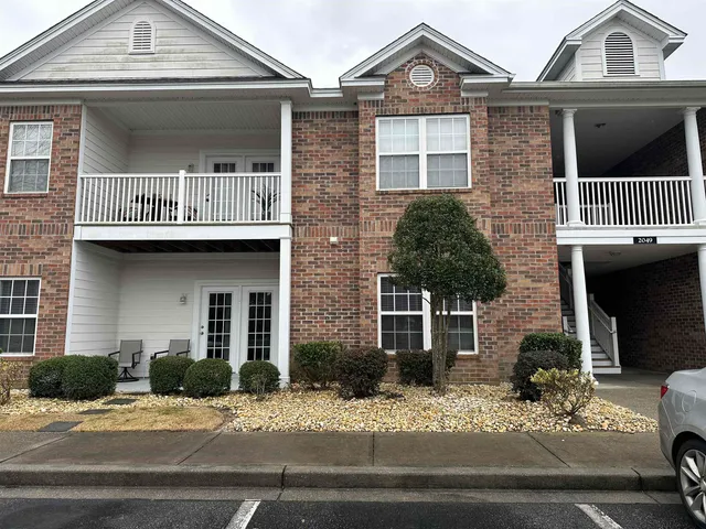 $189,999 | 2049 Silvercrest Drive, Unit B, Myrtle Beach, SC 29579