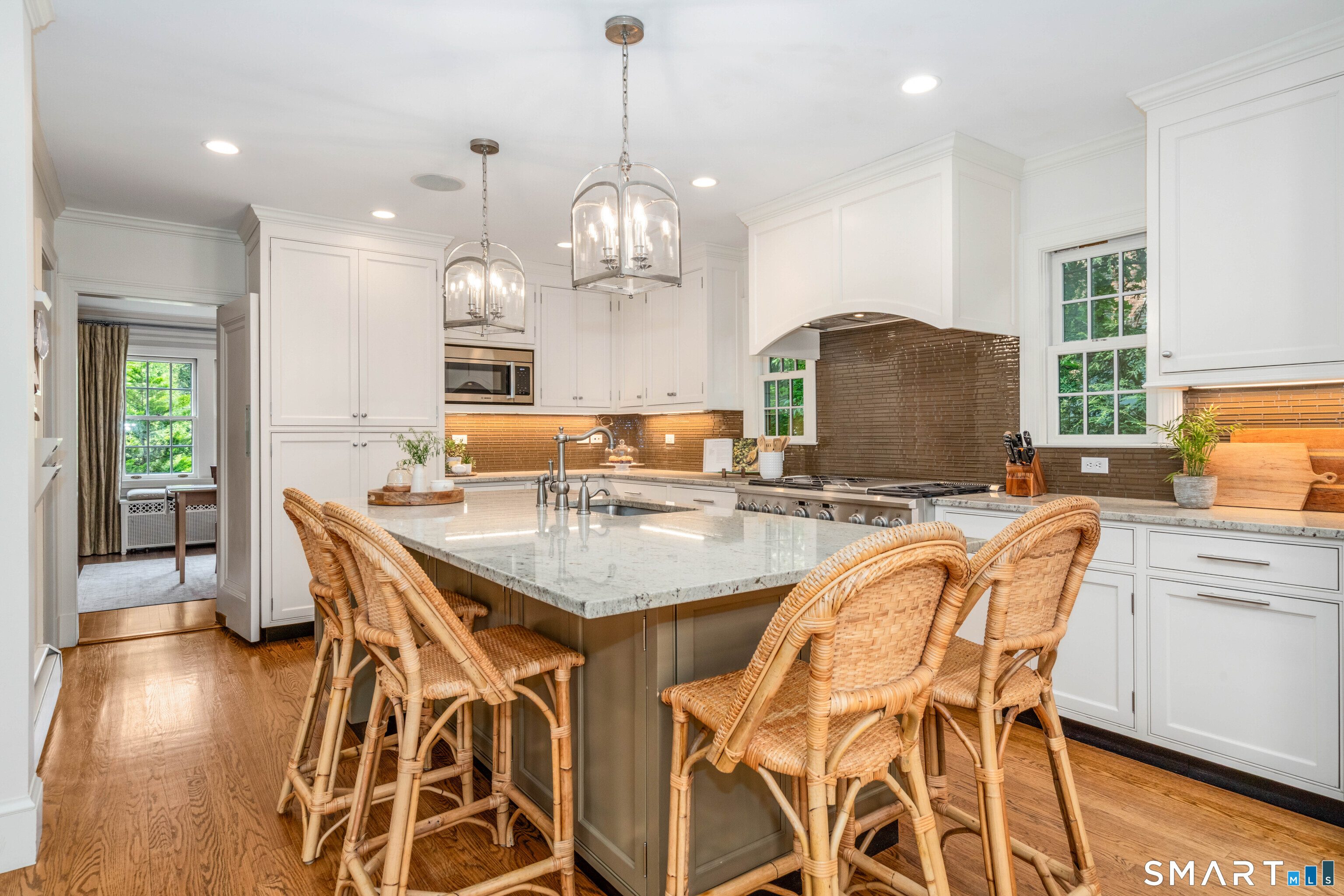 20 Fernwood Road West Hartford, CT 06119 - Photo 12 of 40