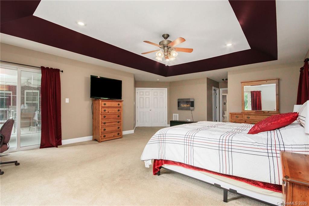 5455 Lake Wylie Road Clover, SC 29710 - Photo 14 of 32 Gallery Image 14