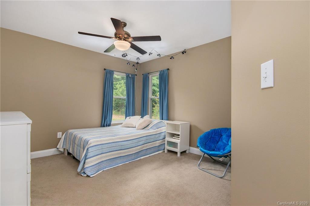 5455 Lake Wylie Road Clover, SC 29710 - Photo 22 of 32 Gallery Image 22