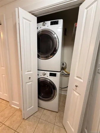 $1,850 | 35 East Avenue, Unit 2, Middletown, NY 10940