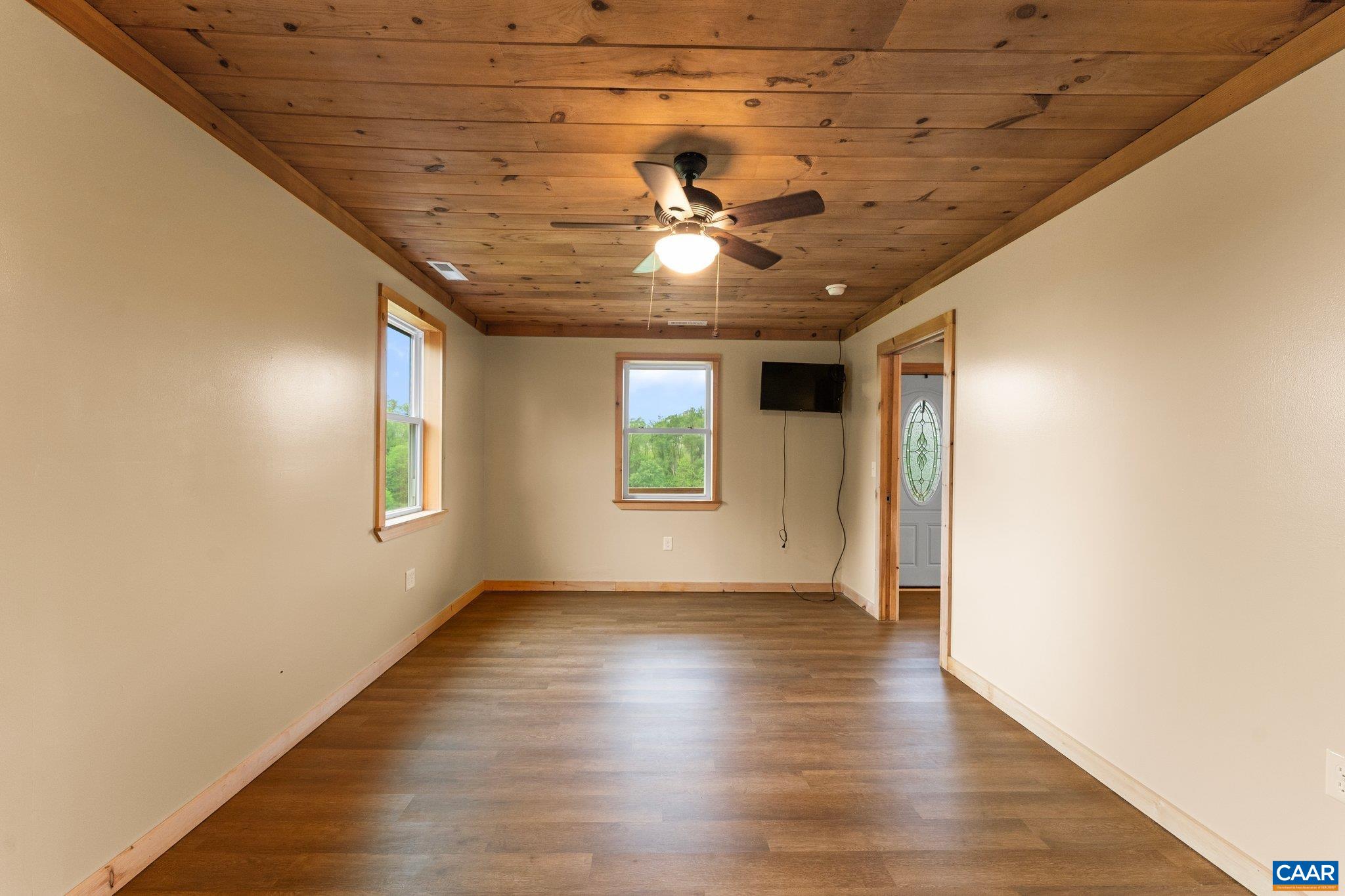 1507 Hewitt Road Swoope, VA 24479 - Photo 12 of 33