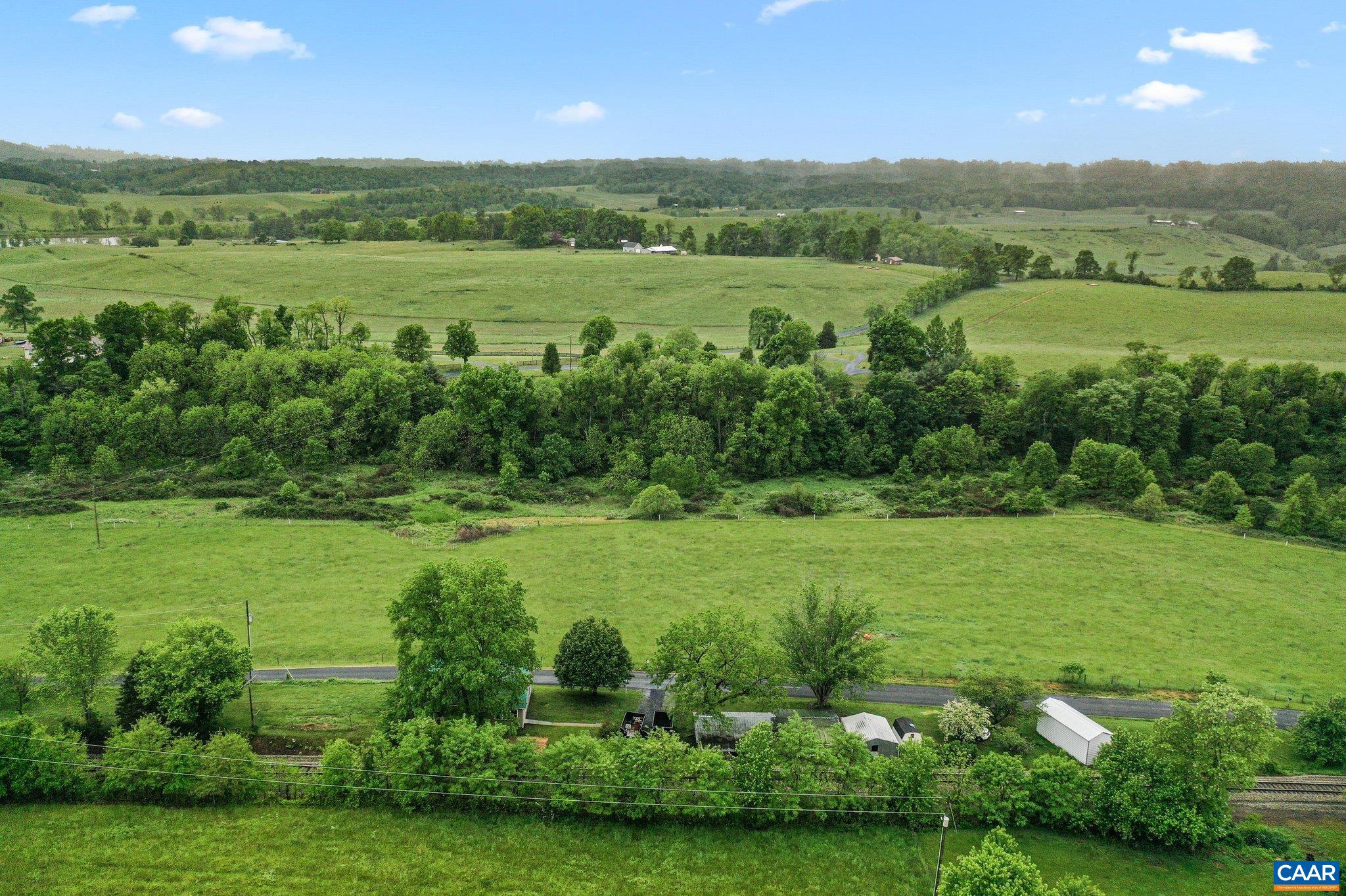 1507 Hewitt Road Swoope, VA 24479 - Photo 2 of 33