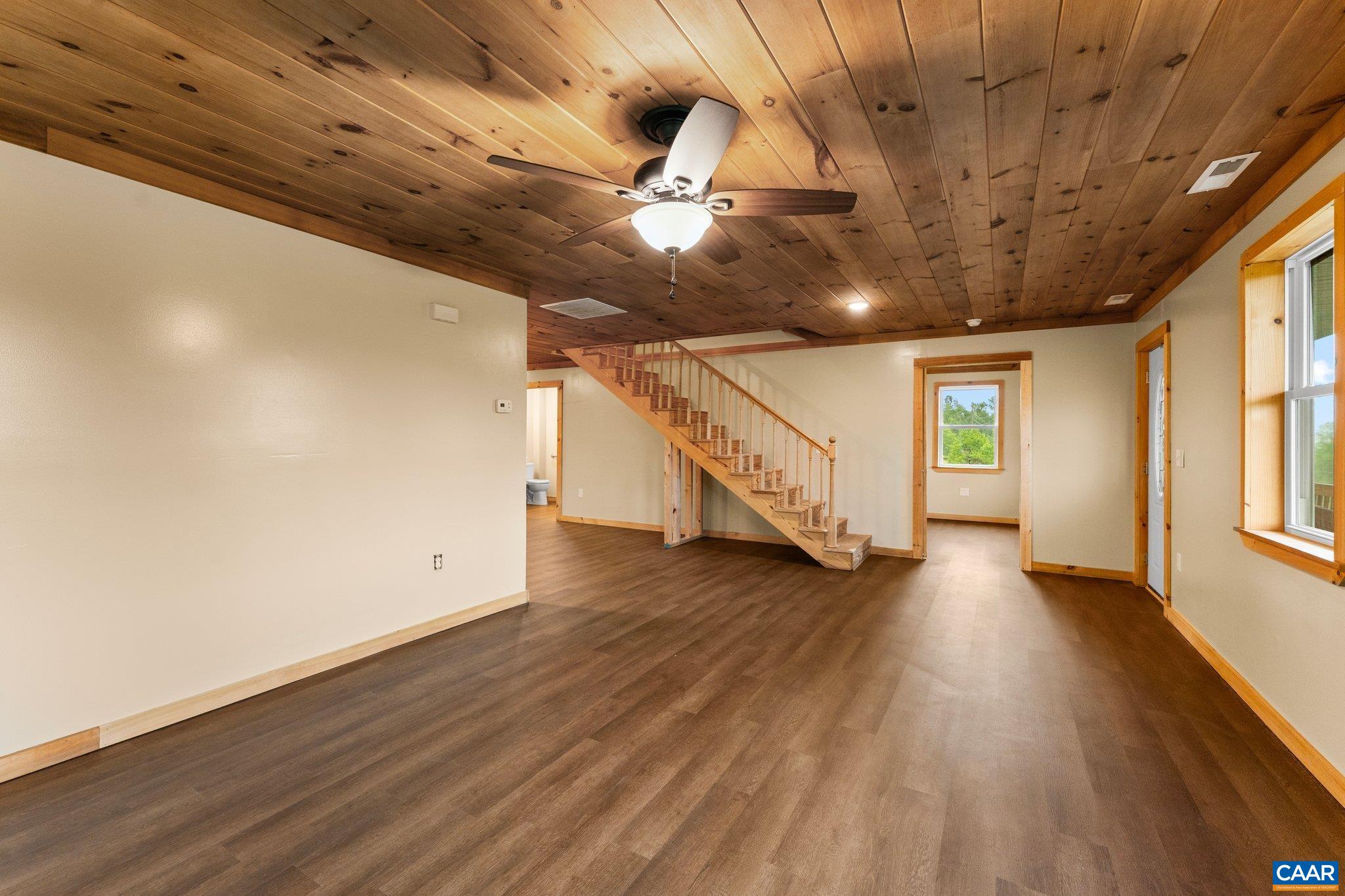 1507 Hewitt Road Swoope, VA 24479 - Photo 7 of 33