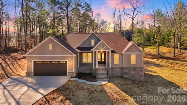 $599,900 | 6005 Kathryn Court, Granite Falls, NC 28630