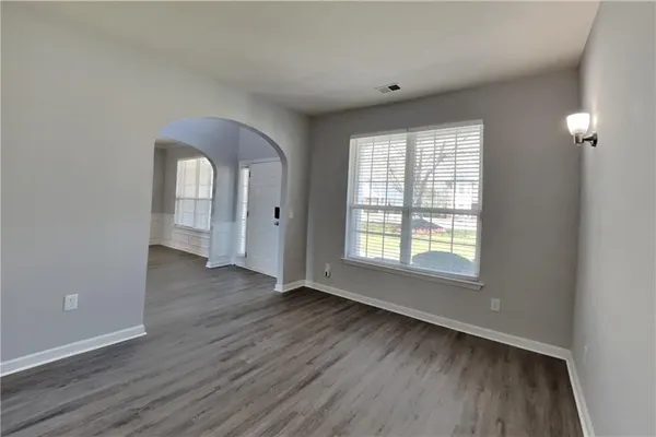 $2,400 | 1675 Huntcrest Park Southwest, Mableton, GA 30126