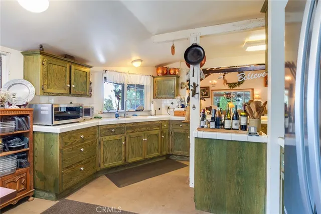 $1,900,000 | 39065 Oak Glen Road, Oak Glen, CA 92399