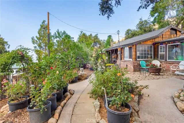 $1,900,000 | 39065 Oak Glen Road, Oak Glen, CA 92399