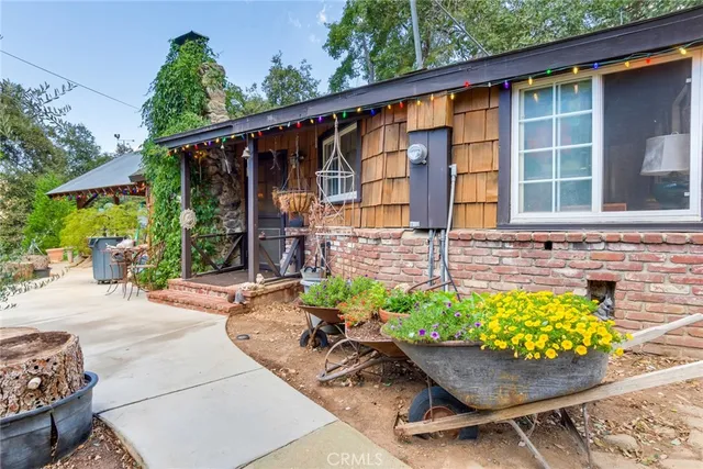 $1,900,000 | 39065 Oak Glen Road, Oak Glen, CA 92399