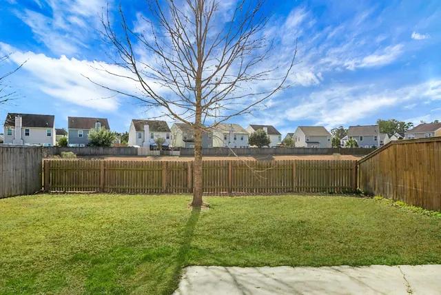 $339,900 | 407 Turnbridge Lane, Summerville, SC 29483