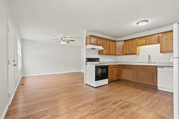 $209,900 | 307 East 3 Drive South, Independence, MO 64050