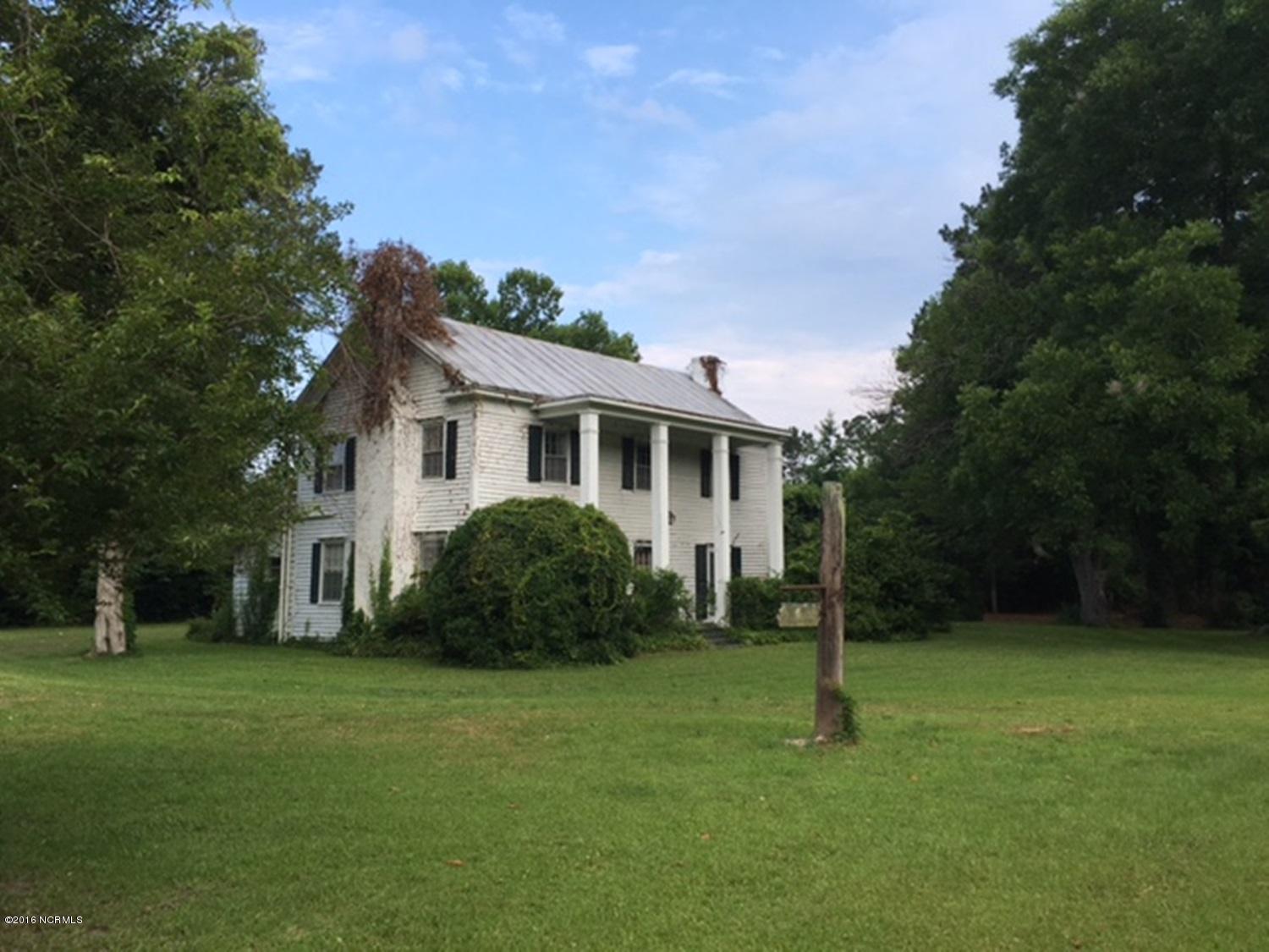 1275 Washington Post Road New Bern, NC 28562 - Photo 15 of 17 Front & Side View