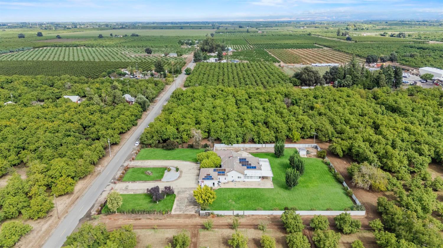 10963 Metteer Road Live Oak, CA 95953 - Photo 5 of 73 an aerial view of a houses with outdoor space and lake view