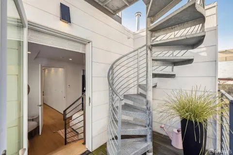 $3,200,000 | 1533 Pacific Avenue, San Francisco, CA 94109