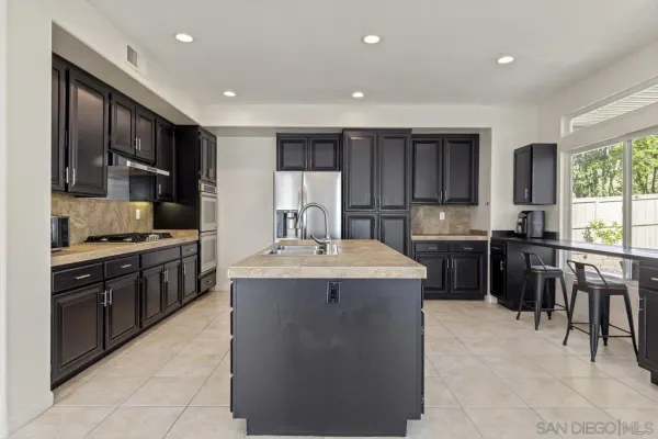 $769,900 | 32143 Paseo San Esteban, Temecula, CA 92592