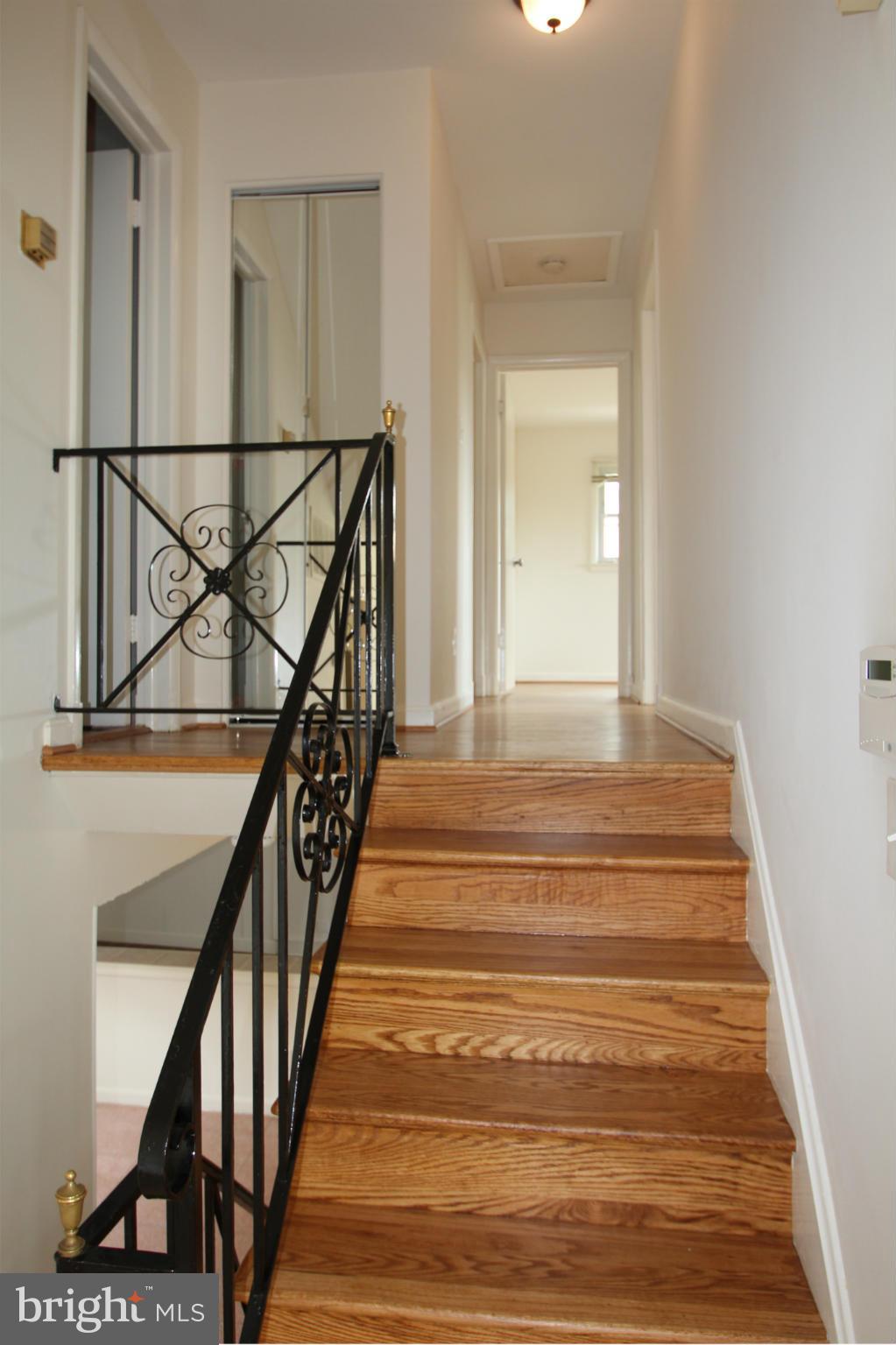 1221 Kathryn Road Silver Spring, MD 20904 - Photo 11 of 19 Hall