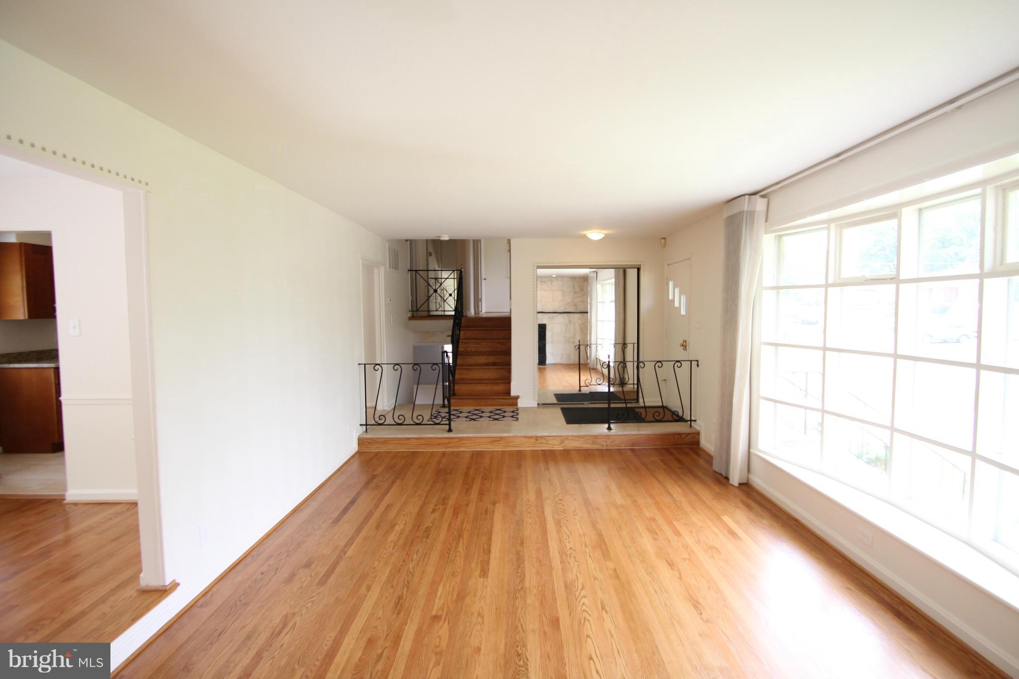 1221 Kathryn Road Silver Spring, MD 20904 - Photo 7 of 19 Living Room