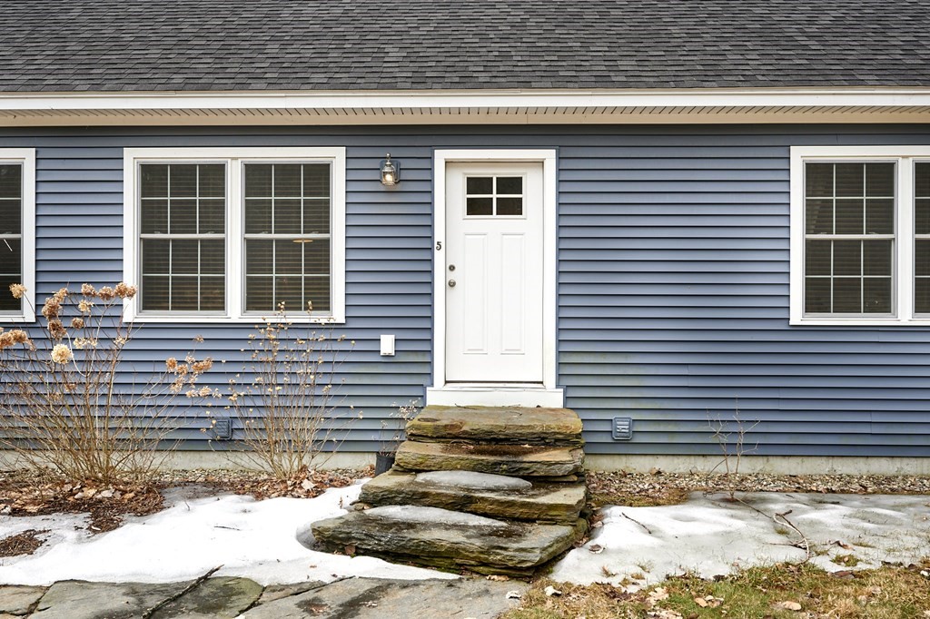 5 Goshen Road Williamsburg, MA 01096 - Photo 3 of 40 Gallery Image 3