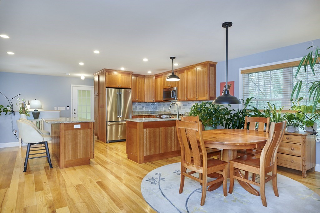 5 Goshen Road Williamsburg, MA 01096 - Photo 9 of 40 Gallery Image 9