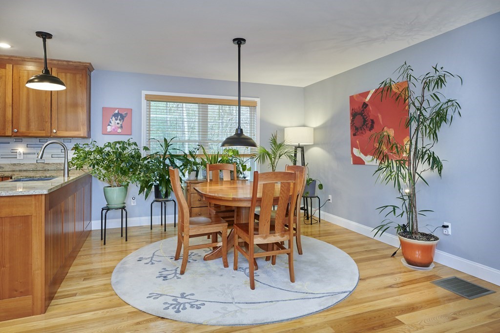 5 Goshen Road Williamsburg, MA 01096 - Photo 10 of 40 Gallery Image 10