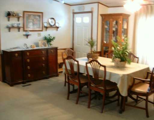 142 Jacobs Road McDonald, PA 15057 - Photo 3 of 8 Dining Room.