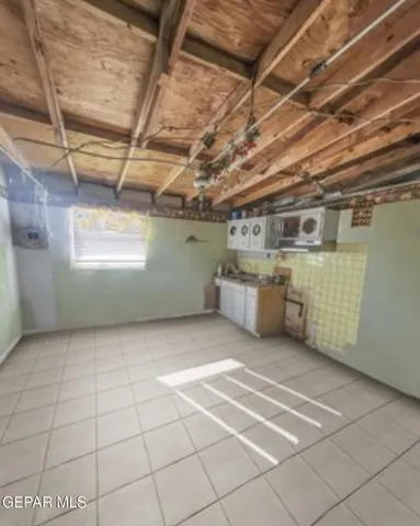 a view of a storage & utility room